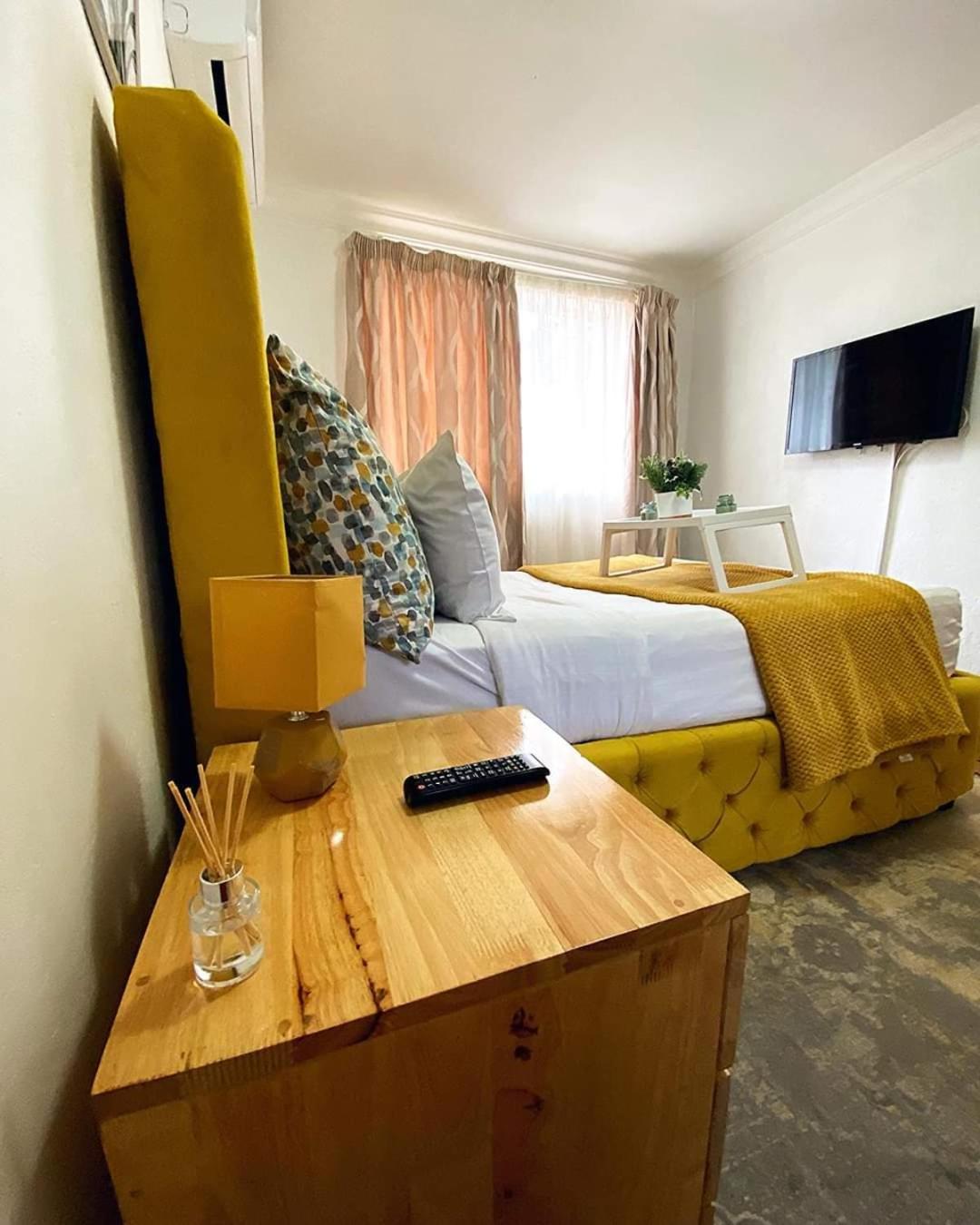 Crystal Apartments Lilongwe Quarto foto